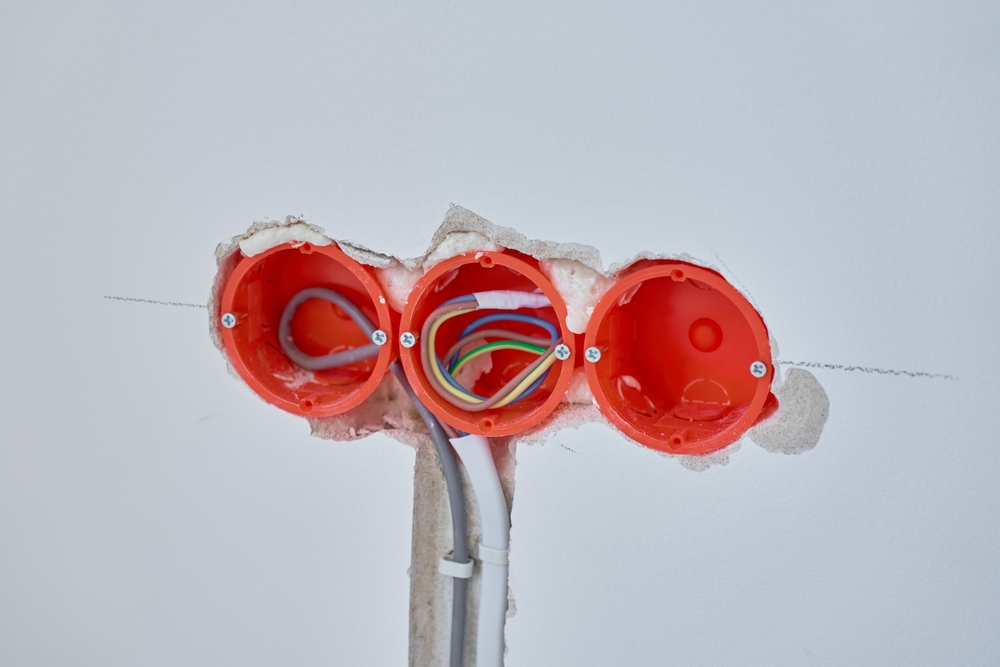 Особенности черновой отделки в разных типах домов