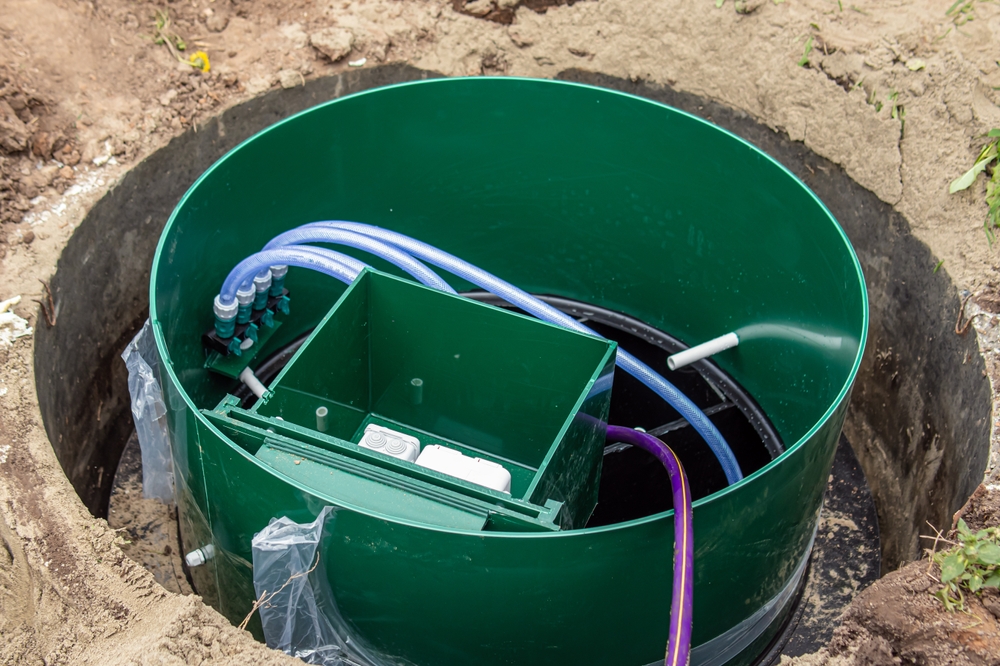 Принцип работы септика без откачки: варианты для частного дома и дачи