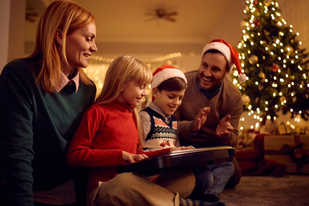 15 советских новогодних песен для создания праздничного настроения