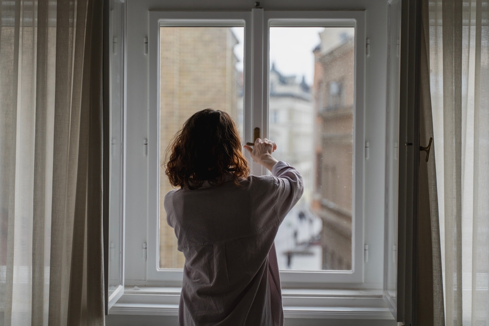 Не закрывается пластиковое окно: 5 способов решения проблемы