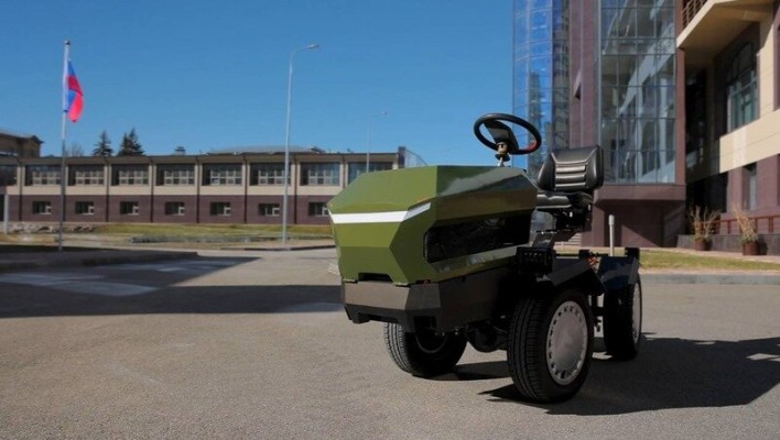 Современный мини-трактор для домашнего хозяйства: новинка из Ставрополя