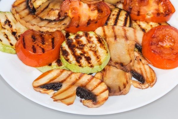 Кабачки с чесноком на гриле Кабачки с чесноком на гриле