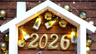 Как украсить дом к Новому году 2026?