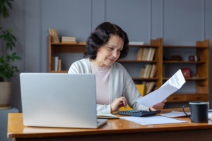 Кто такие предпенсионеры и какие льготы им положены?